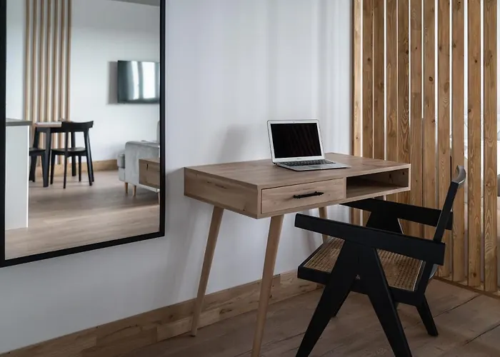 アパートホテル Przystanek Morska 3*